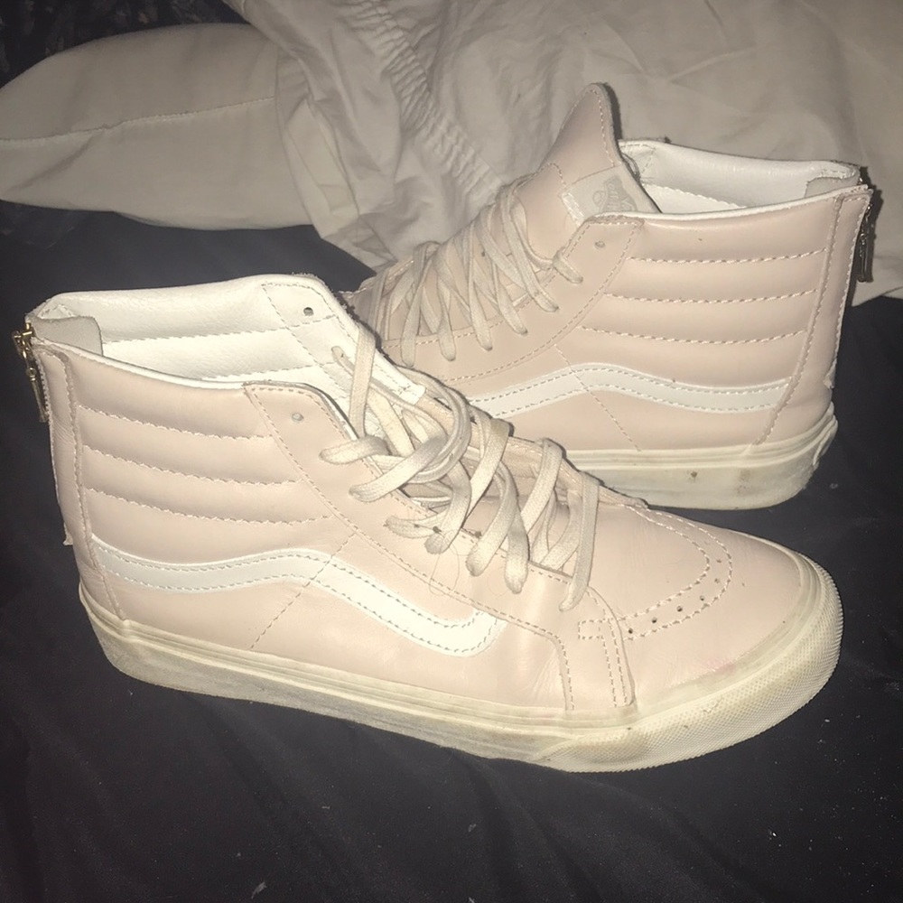 Light pink Vans